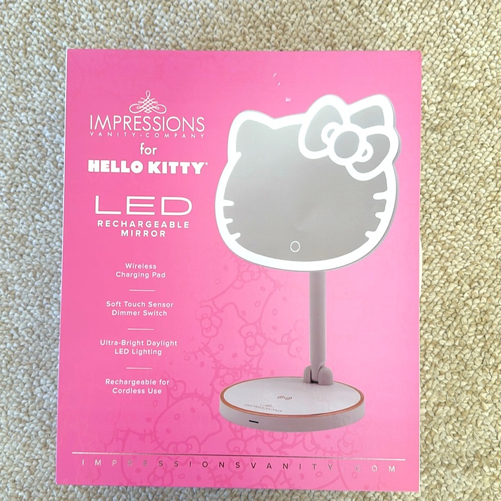 Hello Kitty LED Rechargeable Mirror